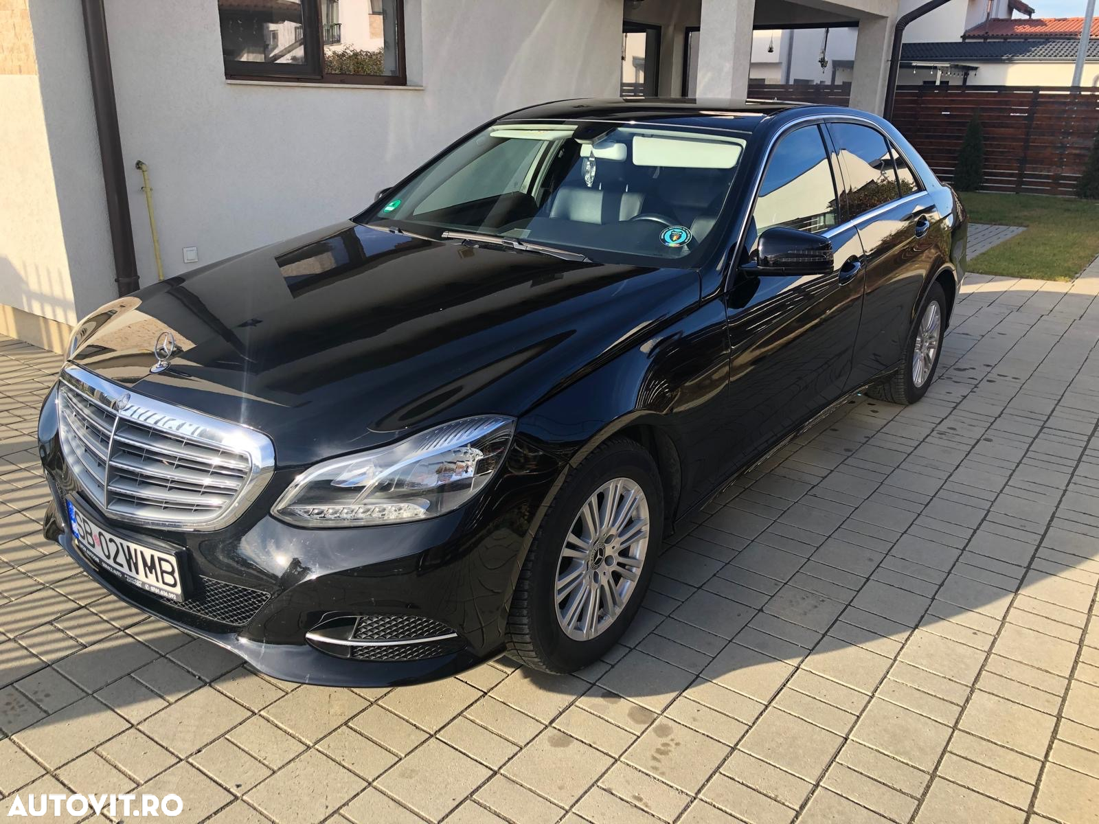 Mercedes-Benz E 200 BlueTEC 7G-TRONIC - 3