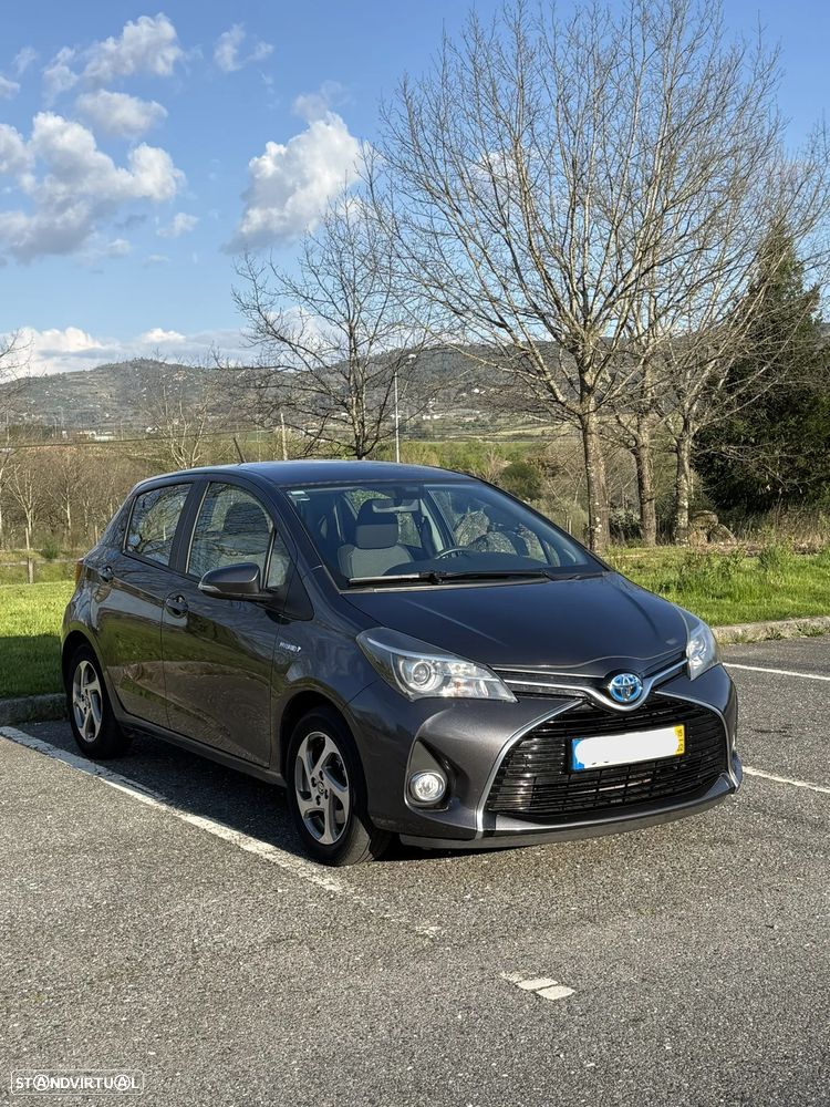 Toyota Yaris 1.5 HSD Comfort+P.Techno - 9