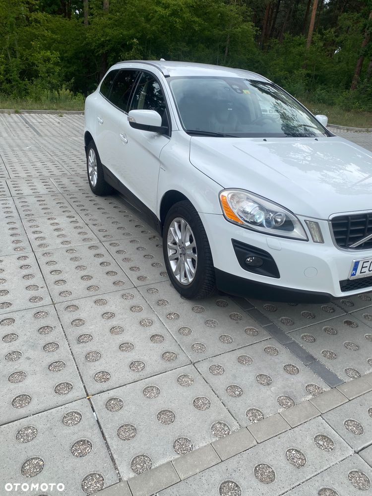 Volvo XC 60 D5 AWD Geartronic Summum - 16