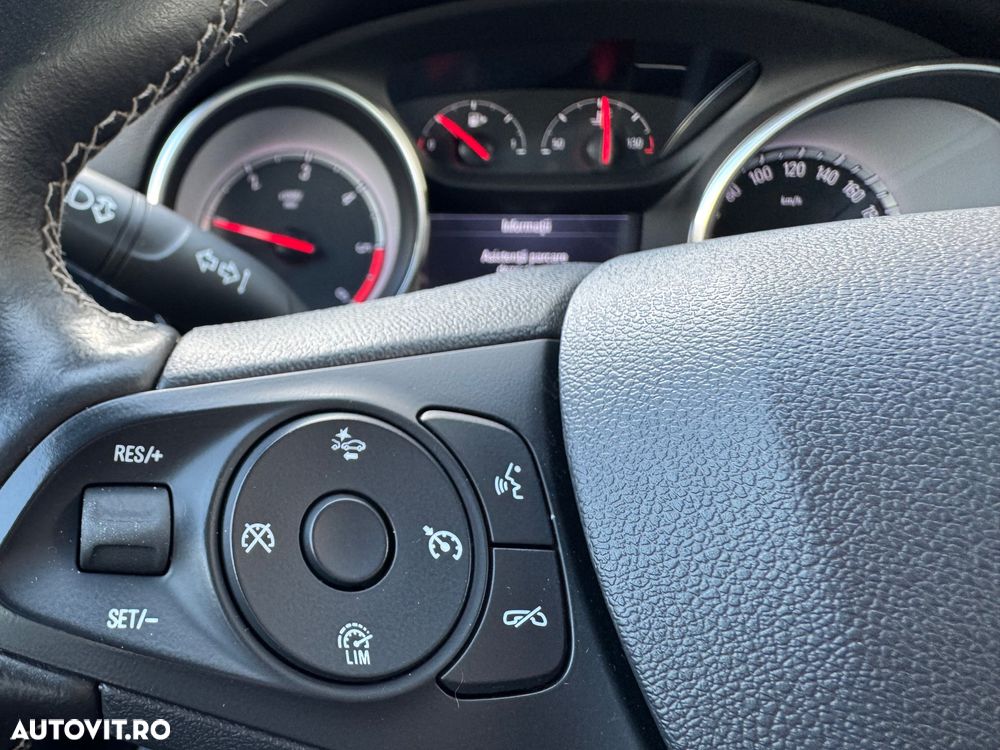 Opel Astra 1.6 D Start/Stop 120 Jahre - 13