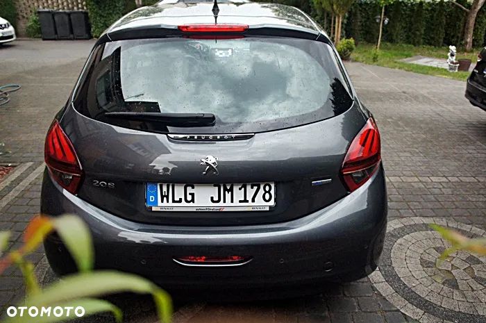 Peugeot 208 1.2 PureTech Allure - 28