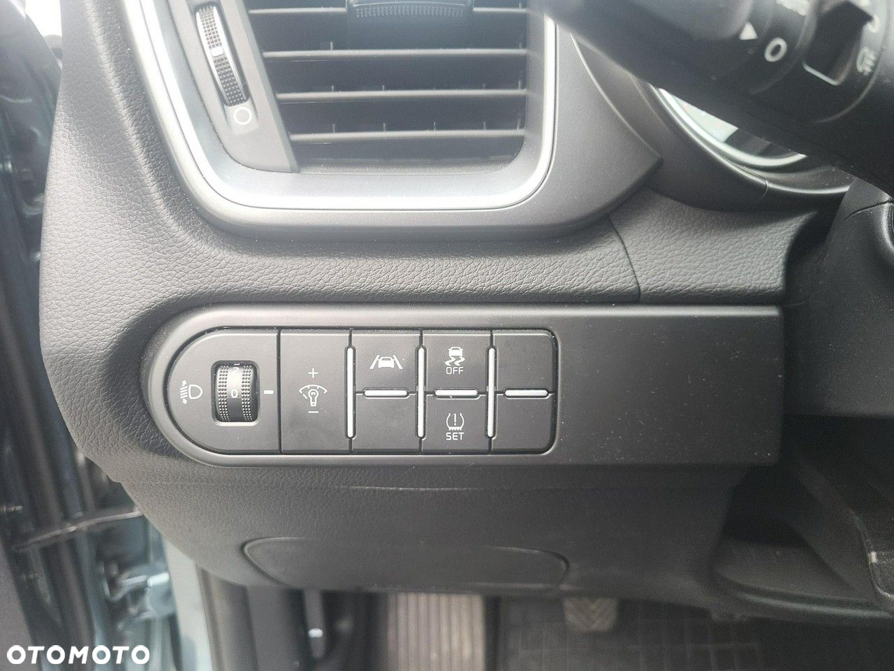 Kia Ceed - 26