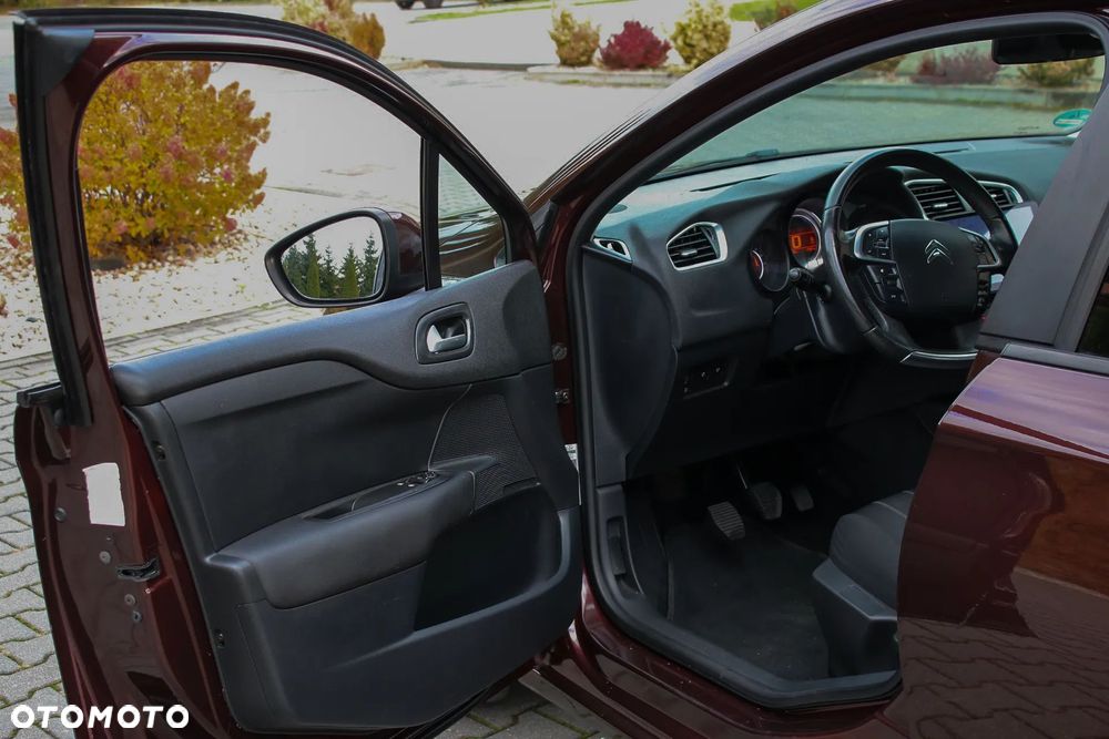 Citroën C4 VTi 120 Exclusive - 36