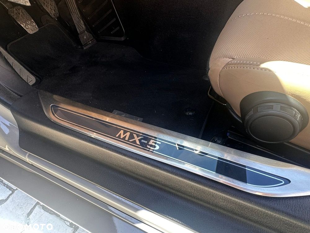 Mazda MX-5 1.5 Kazari - 14