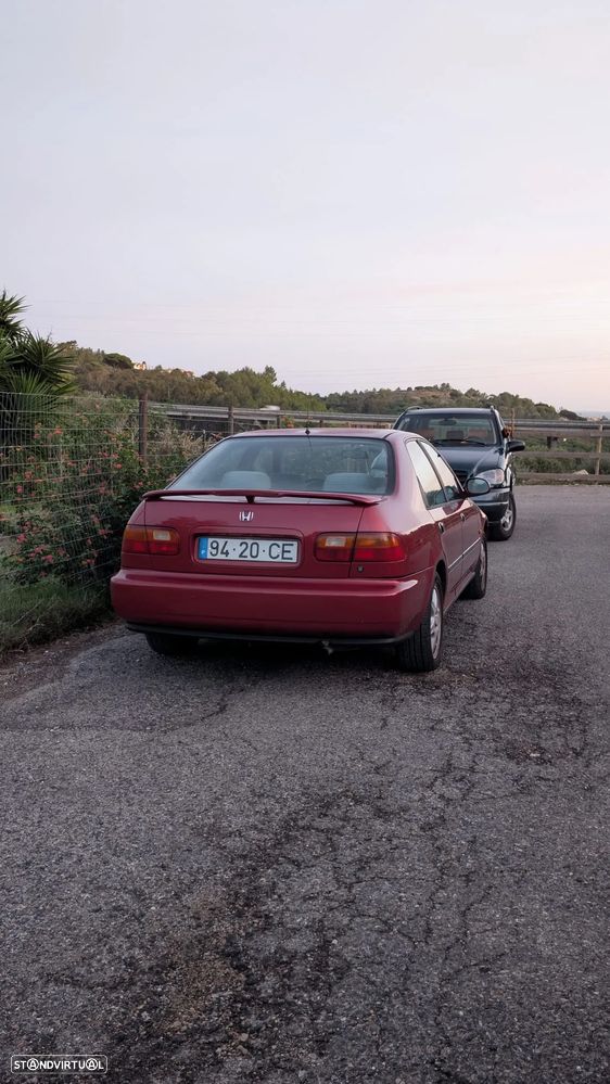 Honda Civic 1.6 ESi - 2