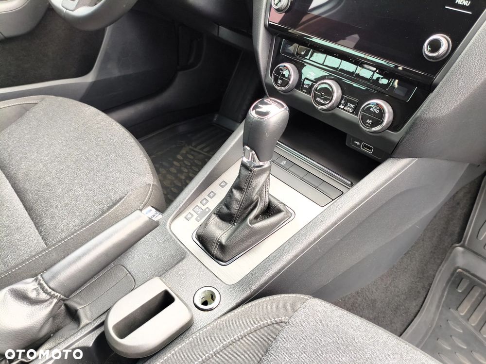 Skoda Octavia 1.6 TDI DSG Soleil - 19