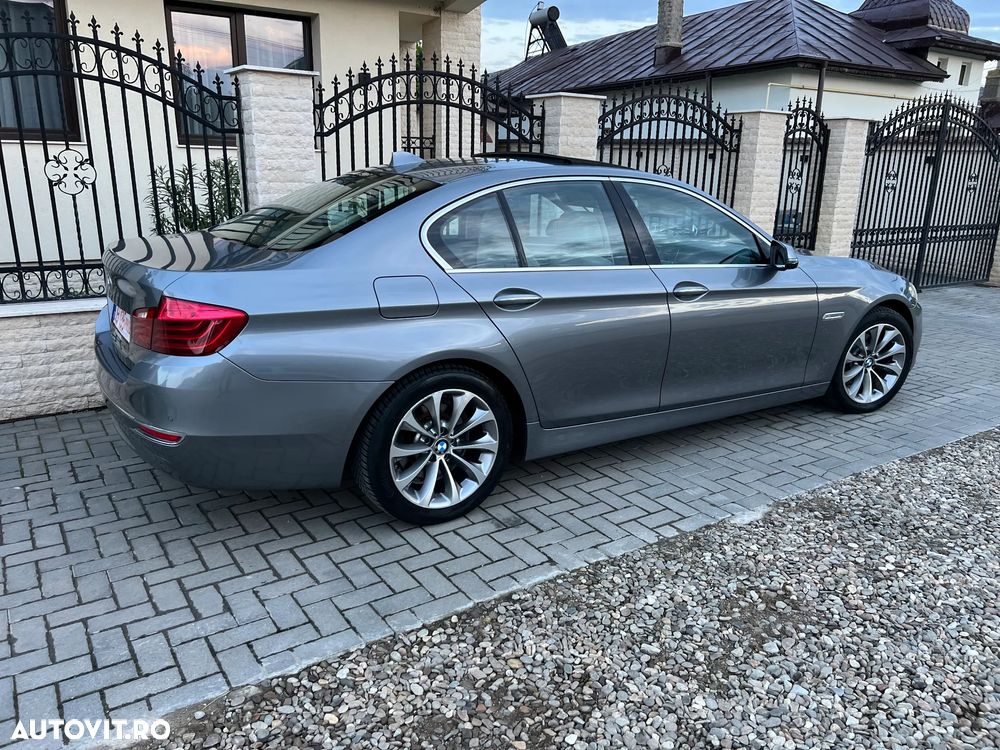 BMW Seria 5 520d Aut. Luxury Line - 29