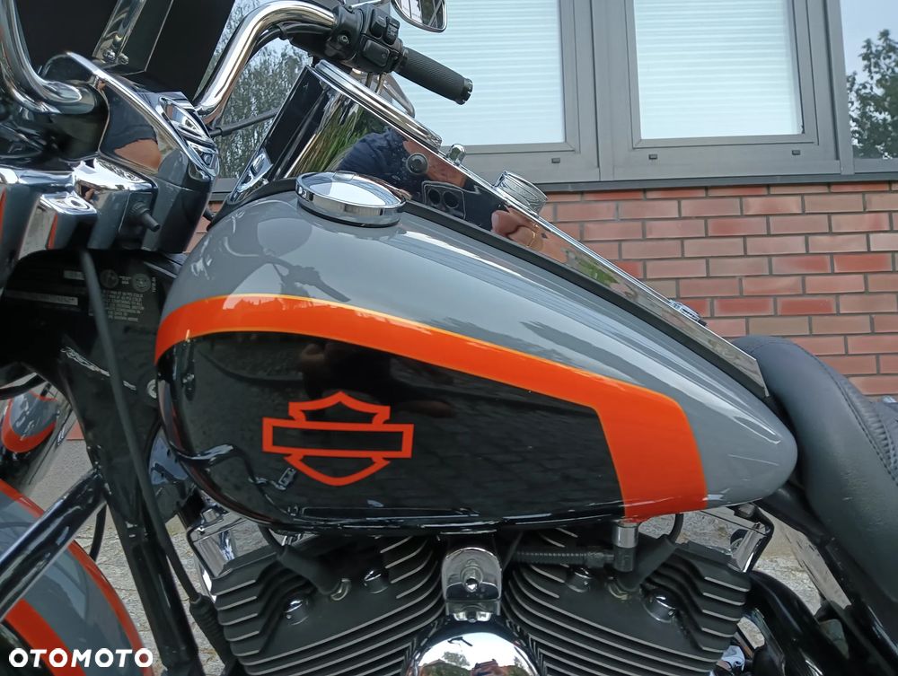 Harley-Davidson Touring Road King - 10