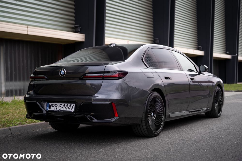 BMW Seria 7 740d xDrive mHEV Individual Edition sport - 7