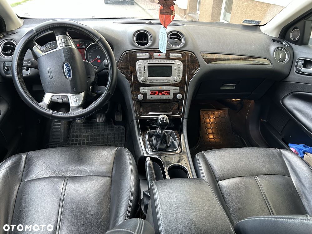 Ford Mondeo - 7