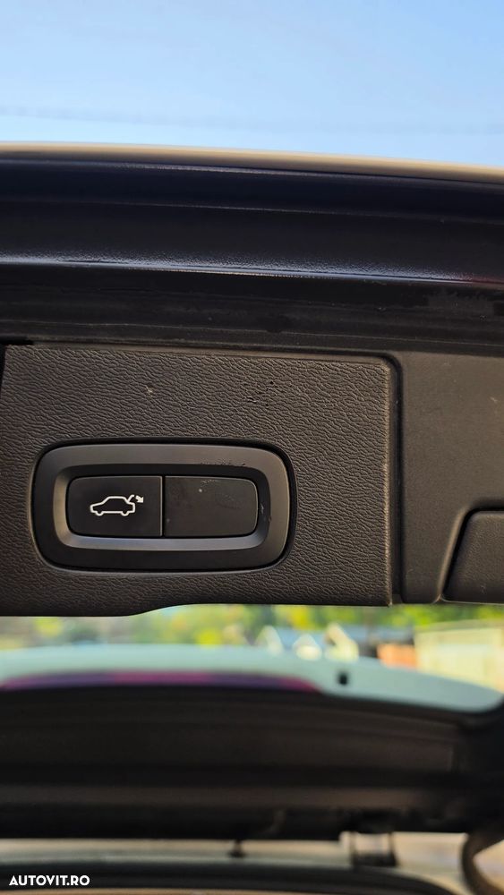 Volvo XC 60 B4 D AWD Geartronic Momentum - 5