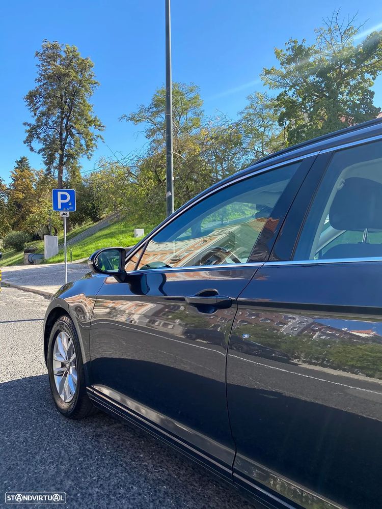 VW Passat Variant 2.0 TDi Confortline - 29