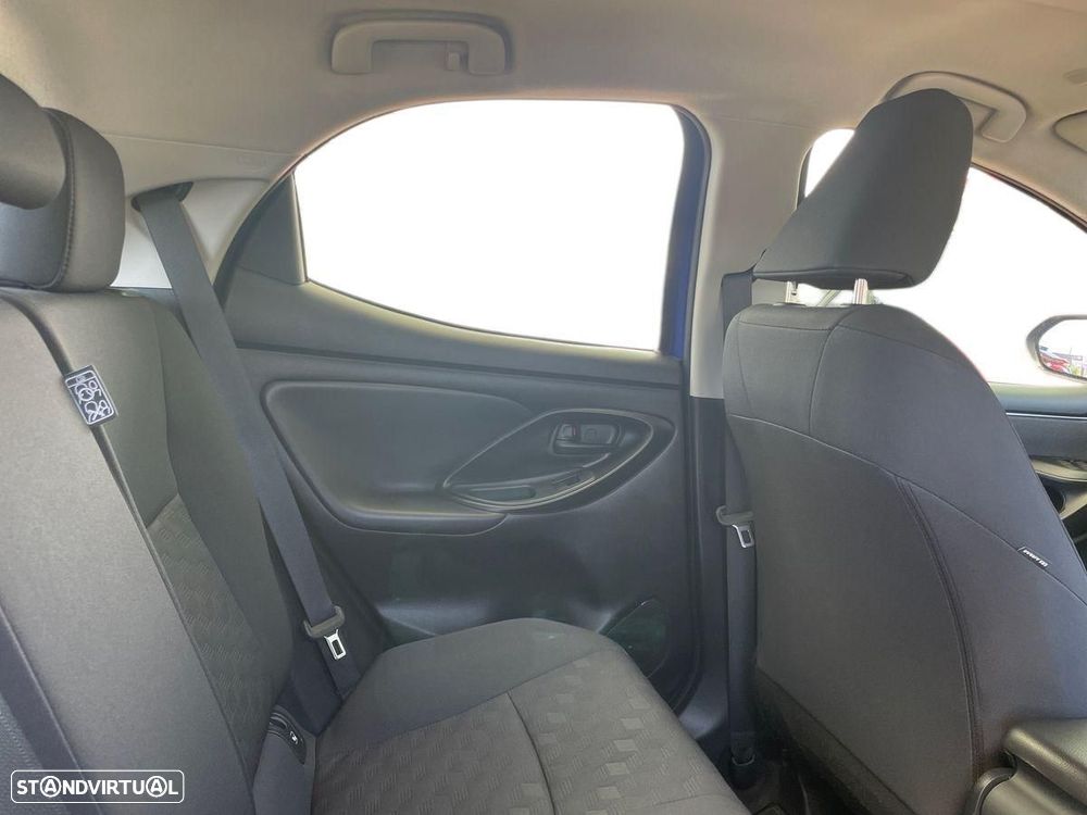 Toyota Yaris - 8