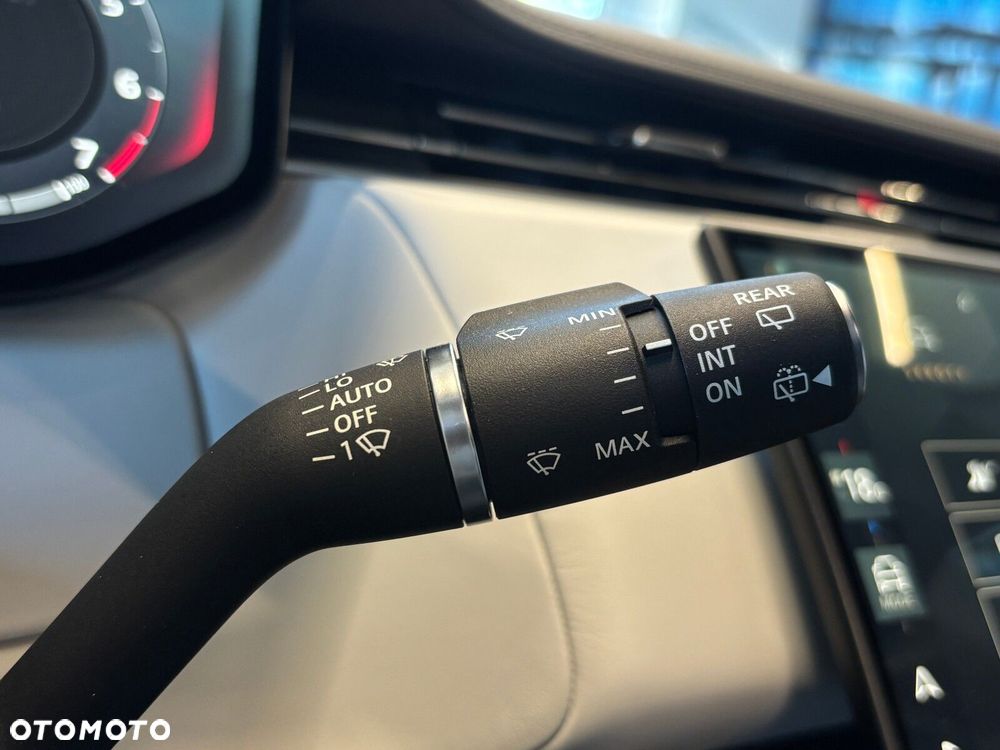 Land Rover Range Rover Sport - 13