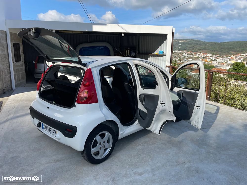 Peugeot 107 - 9