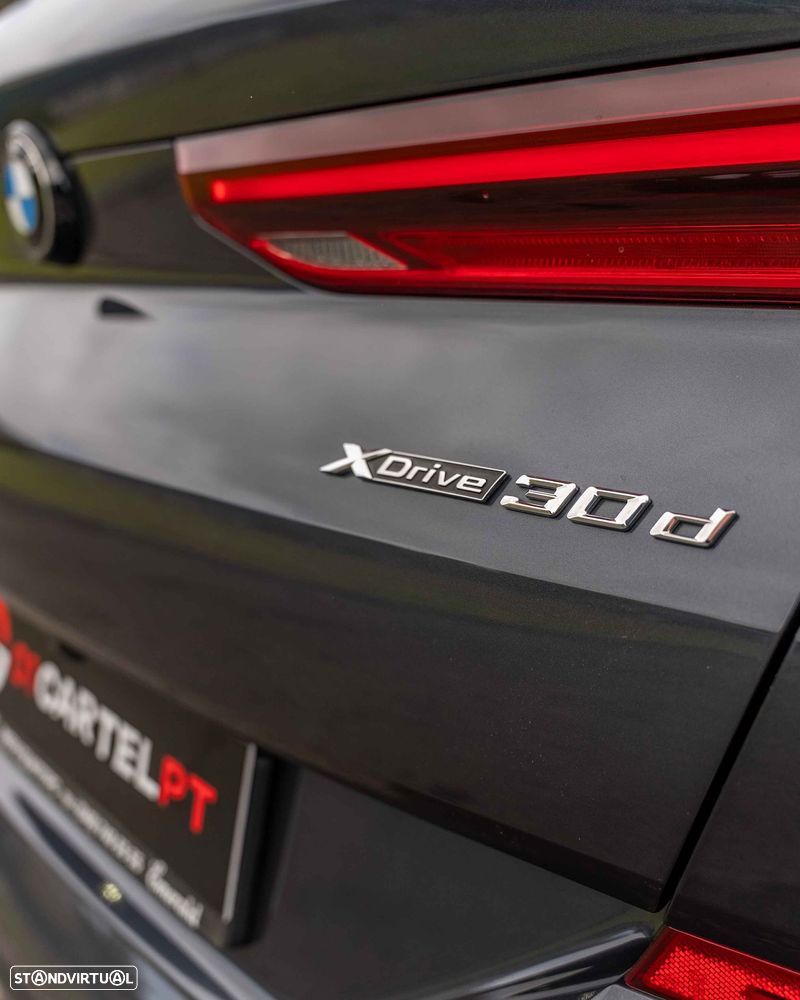 BMW X6 xDrive30d - 12