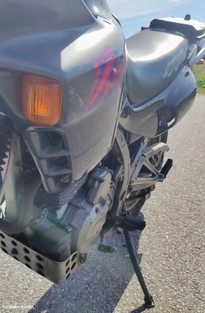 Honda Dominator - 15