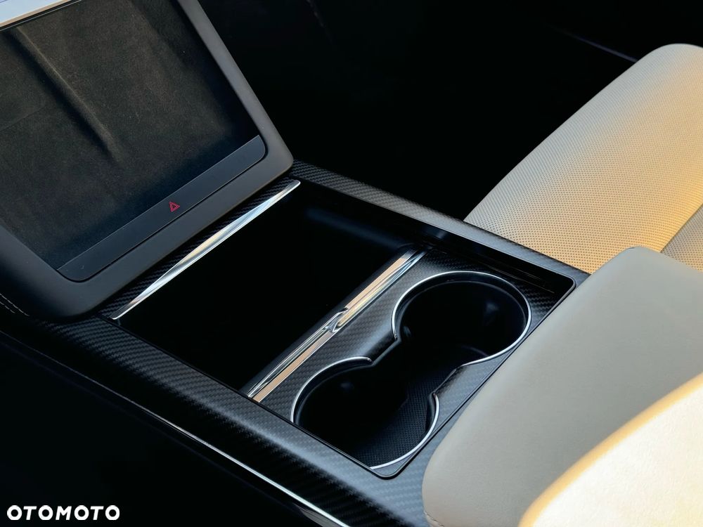 Tesla Model S Plaid - 20