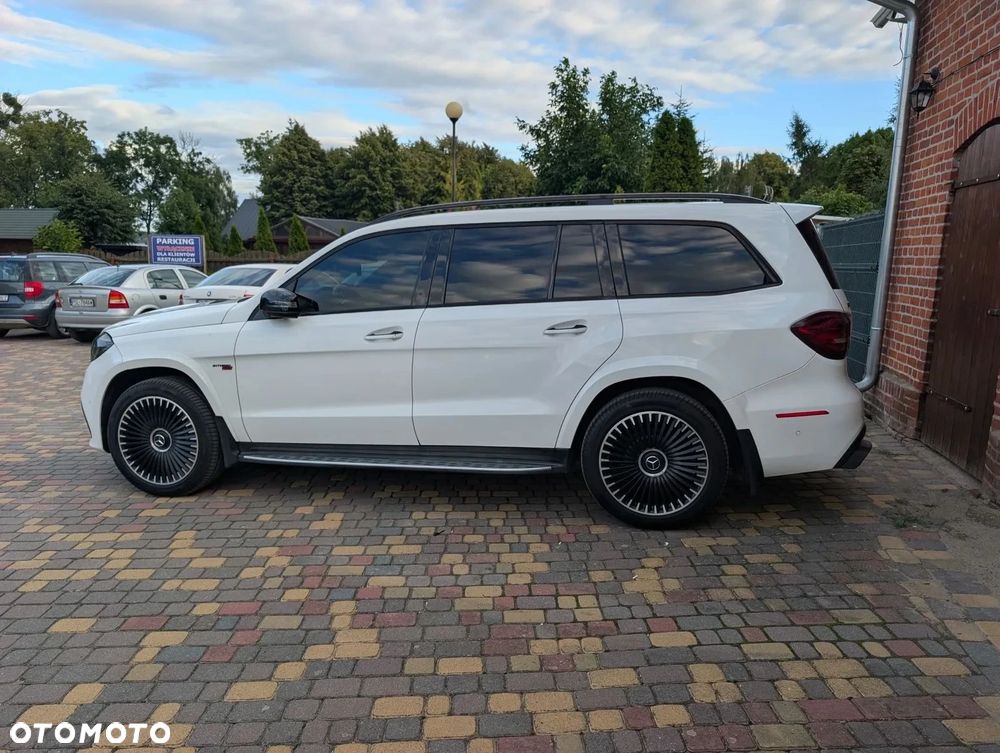 Mercedes-Benz GLS - 8