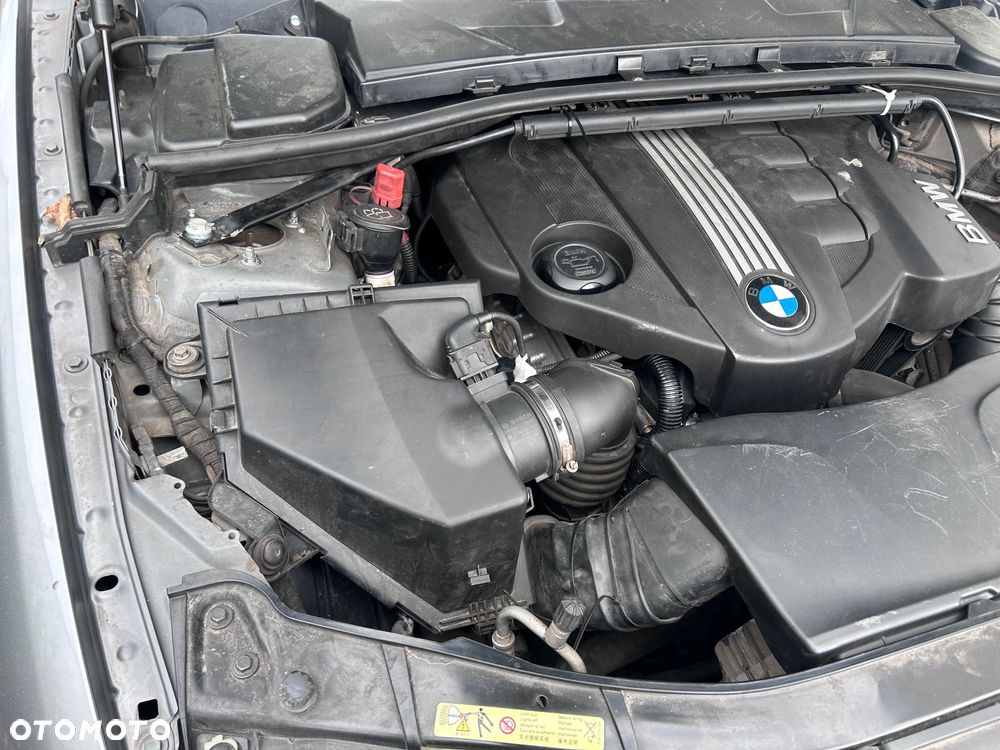 BMW Seria 3 - 33