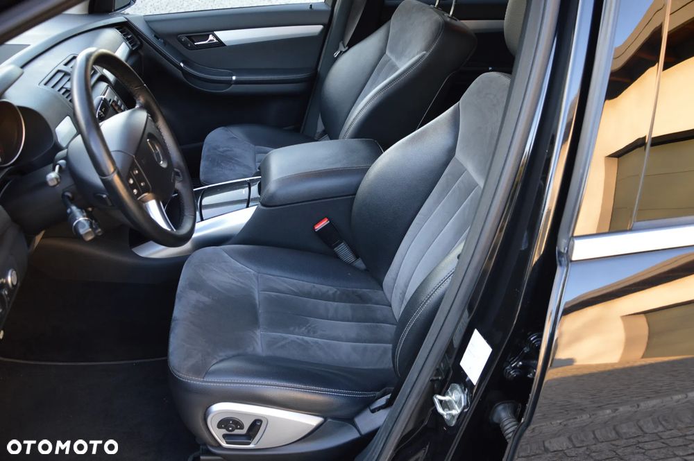 Mercedes-Benz Klasa R 500 L 4Matic 7G-TRONIC - 11