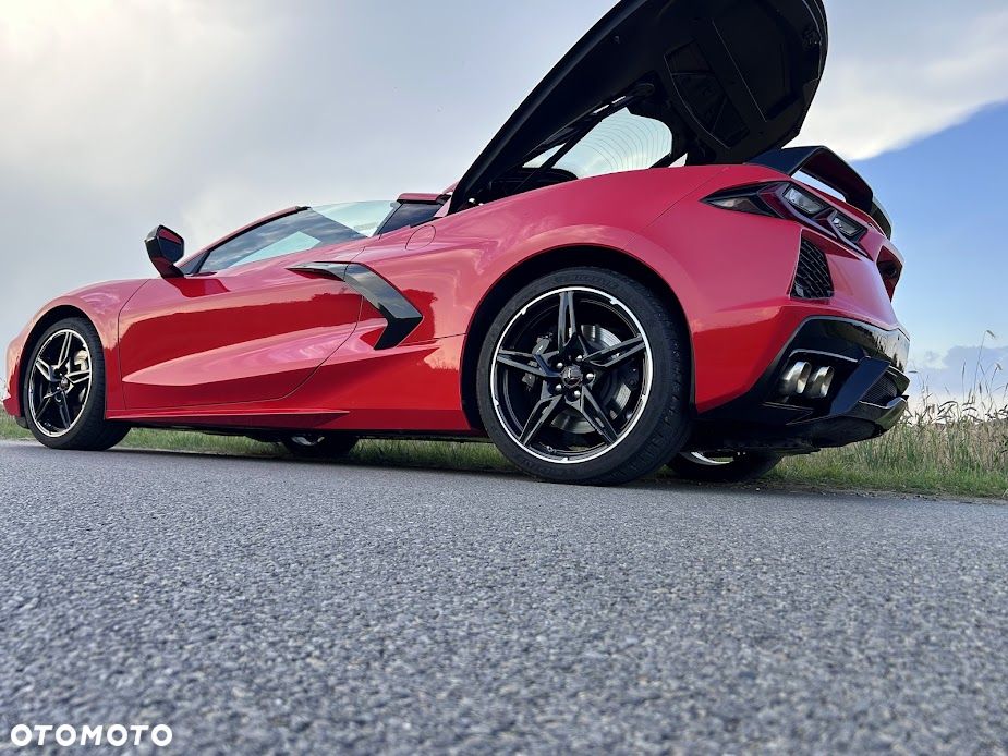 Chevrolet Corvette - 13