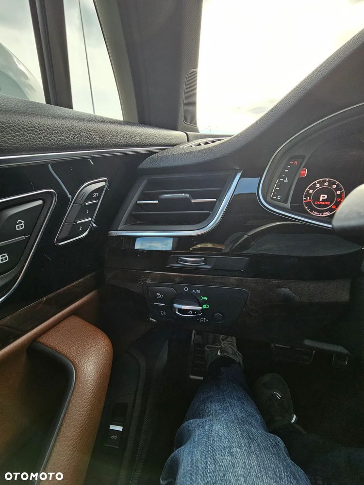 Audi Q7 3.0 TFSI Quattro Tiptronic - 26