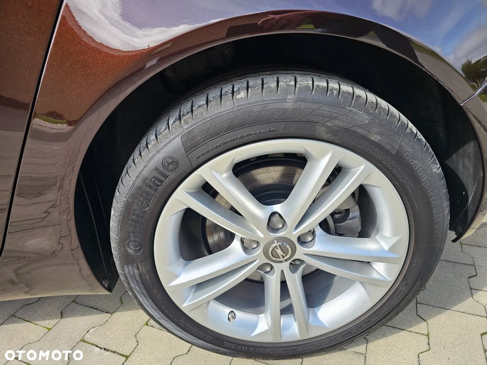 Opel Insignia 1.6 T Sport - 37