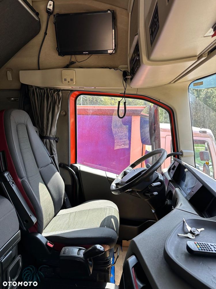 Volvo FH13 - 10