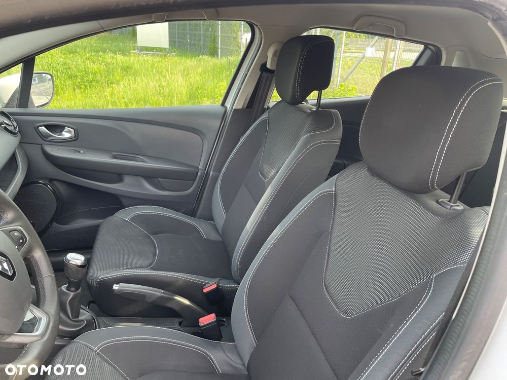 Renault Clio - 16