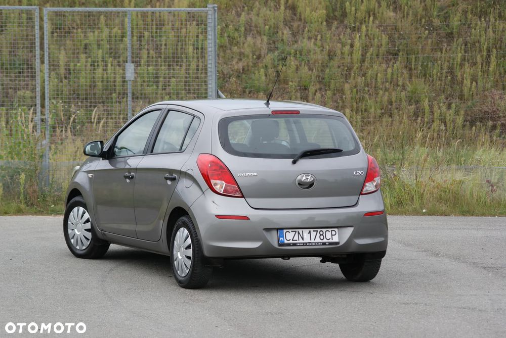 Hyundai i20 - 25
