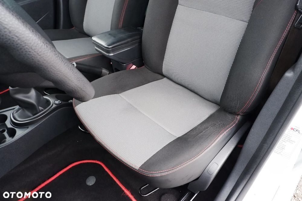 Dacia Duster 1.6 16V 105 4x2 Ice - 25