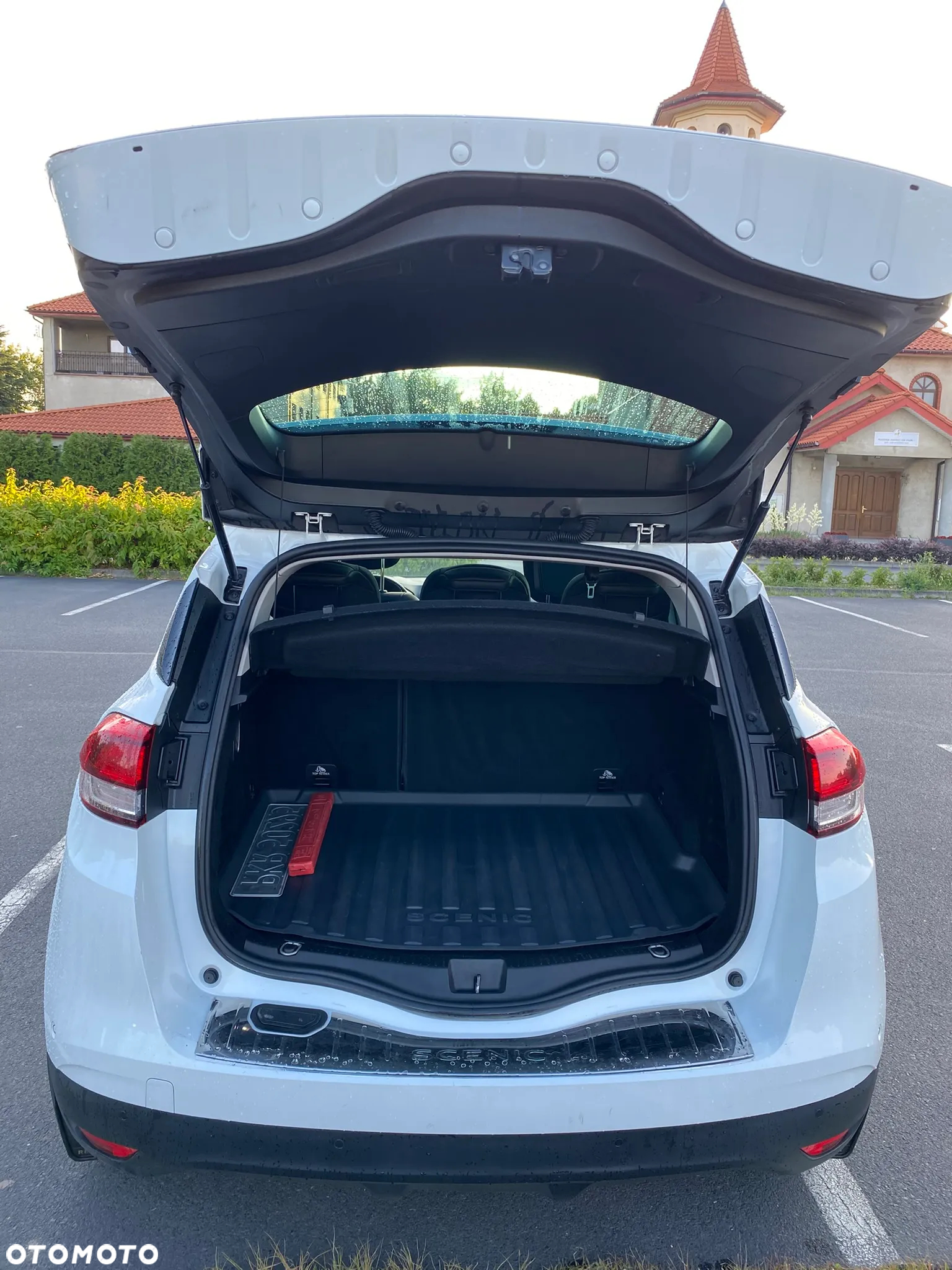 Renault Scenic 1.6 dCi Bose - 5