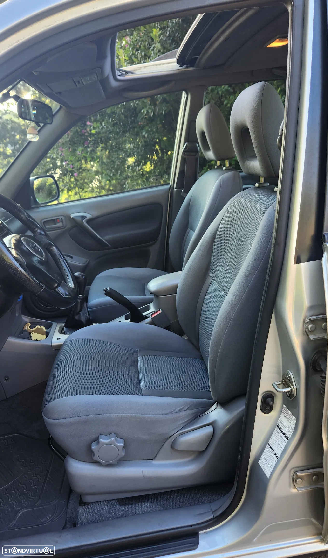 Toyota RAV4 2.0 Pack 2 - 11