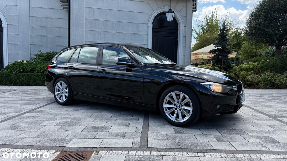 BMW Seria 3 320d - 5