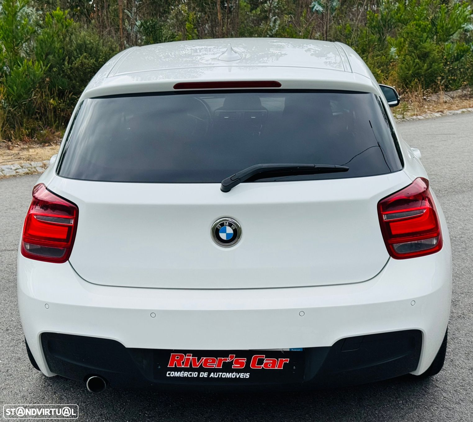 BMW 118 d Pack M - 11