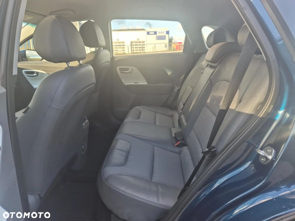 Kia Niro 1.6 GDI Hybrid L - 14