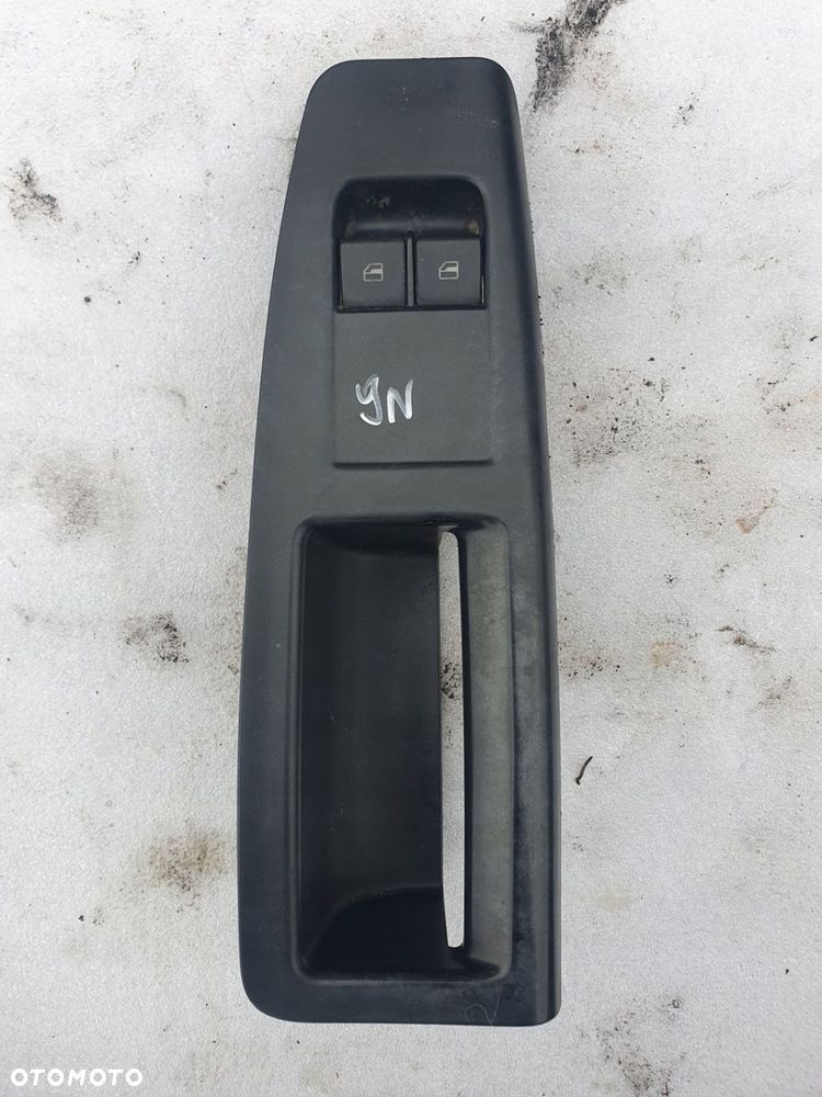 panel szyb VW volkswagen POLO 9N 03r 3D 1.4 BENZ LEWY 3D - 1