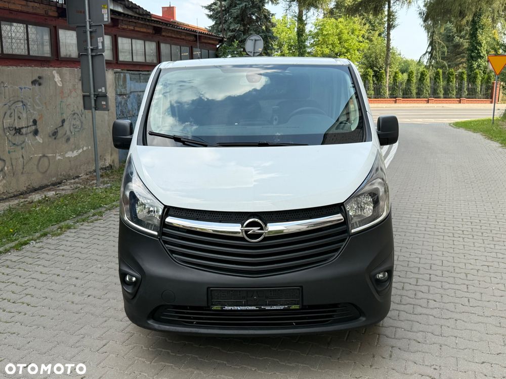 Opel Vivaro - 2