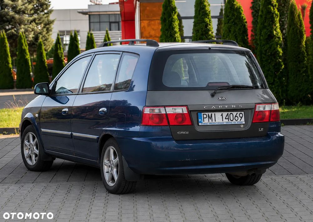 Kia Carens 1.8 EX - 4