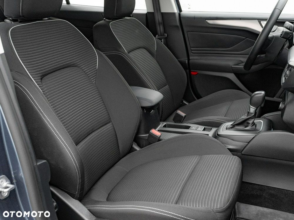 Ford Focus - 30