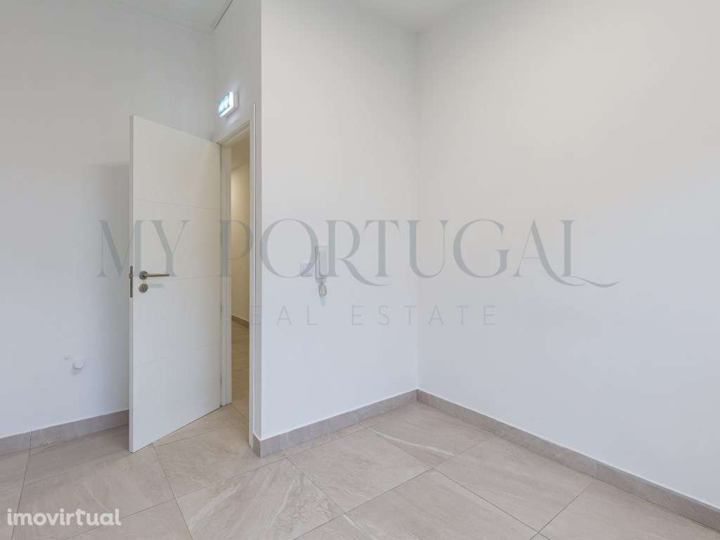 Escritório funcional em espaço de co-work 'Office Salgueiro Maia', ... - Grande imagem: 2/11