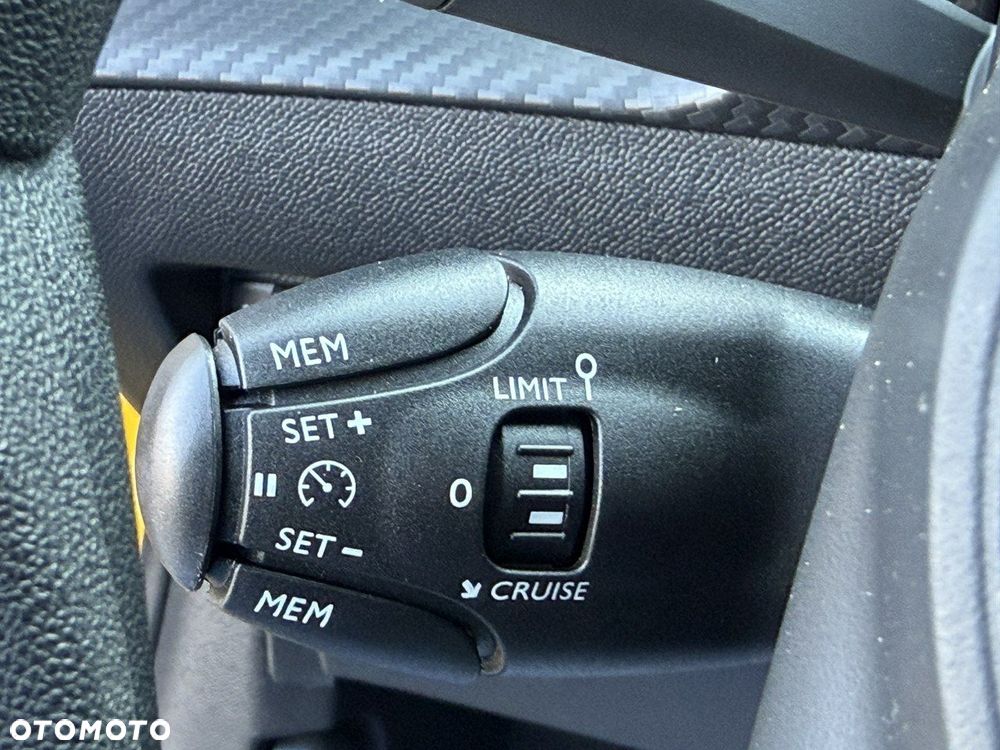 Peugeot 208 PureTech 75 Active - 22