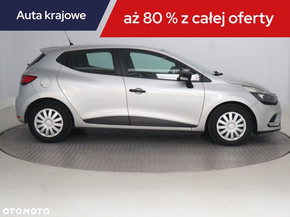 Renault Clio - 8