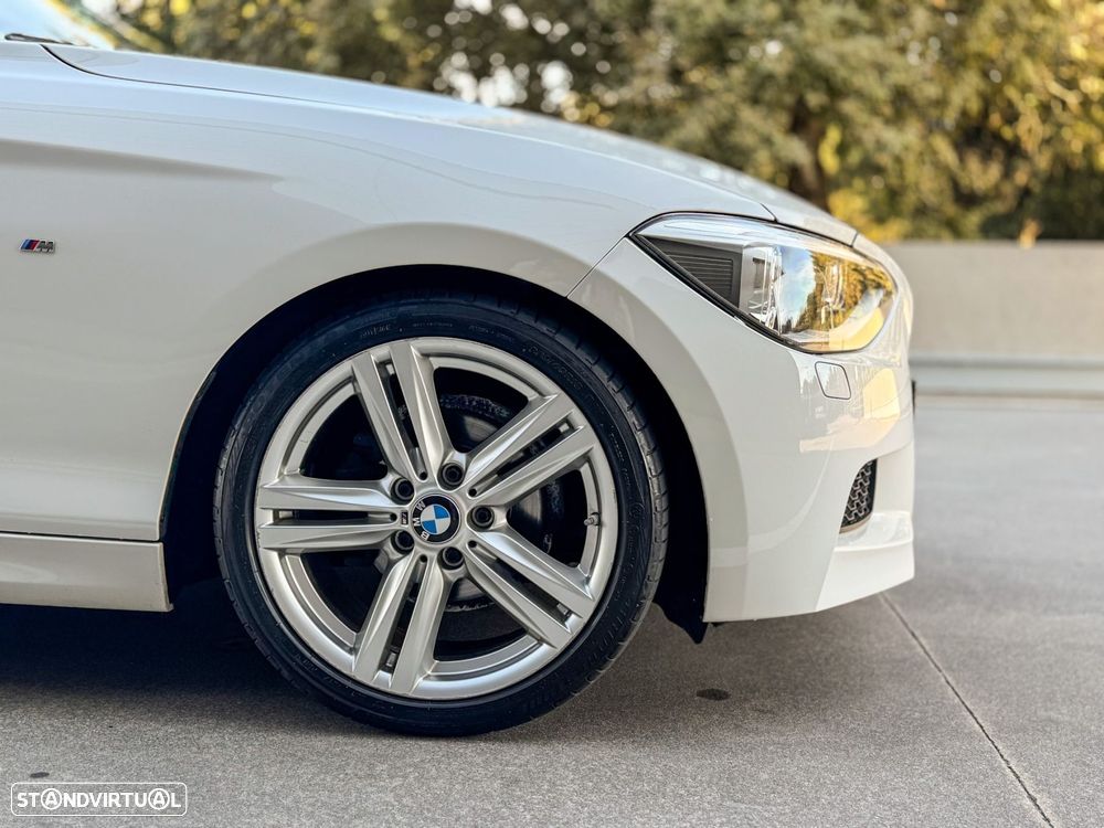 BMW 118 d Pack M - 11