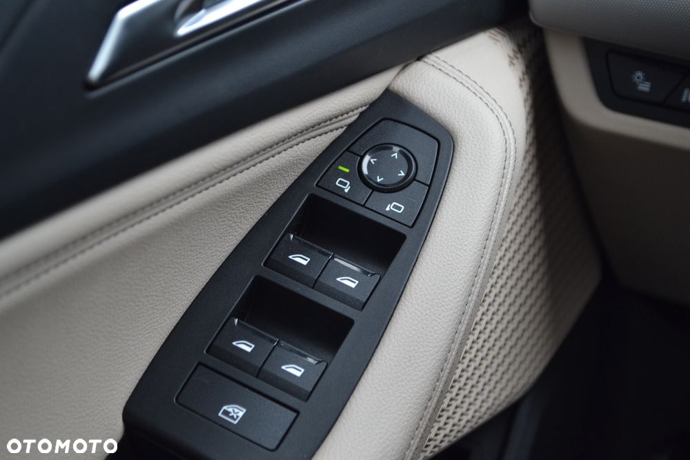 BMW Seria 2 223i xDrive mHEV - 17