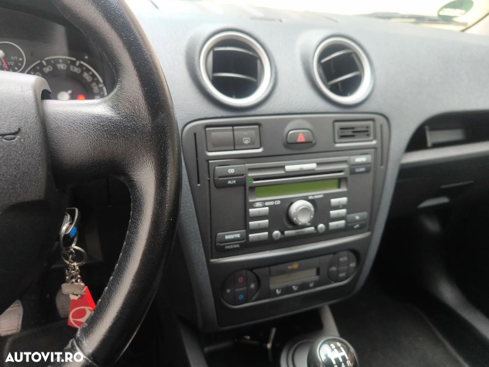 Ford Fusion 1.4 TDCI Comfort - 10