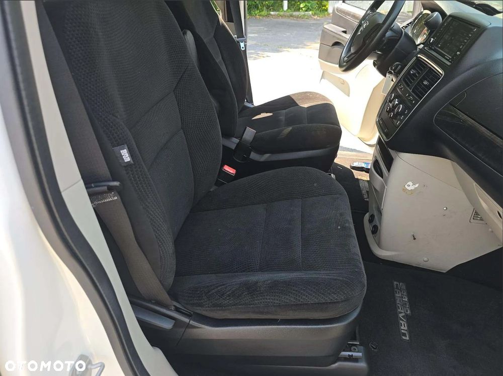 Dodge Grand Caravan 3.6 R/T - 10