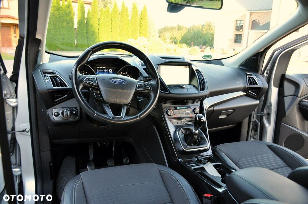 Ford Kuga - 29