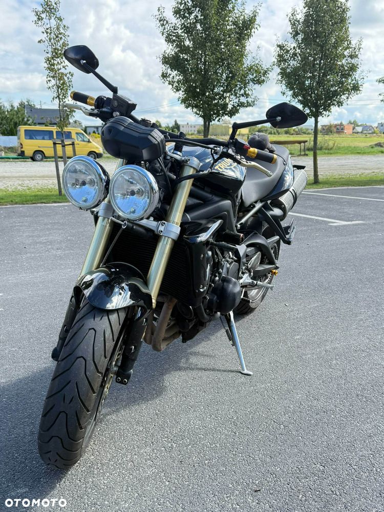 Triumph Street Triple - 8